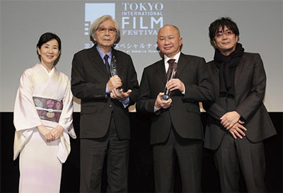 香港のジョン・ウー監督と日本の山田洋次監督が、今年度のSAMURAI賞を受賞